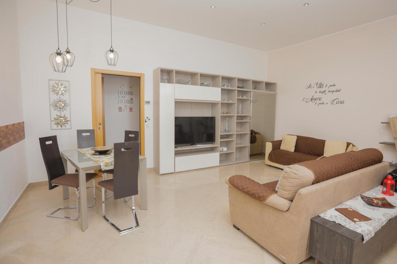 Suite Gaia Bari Bagian luar foto